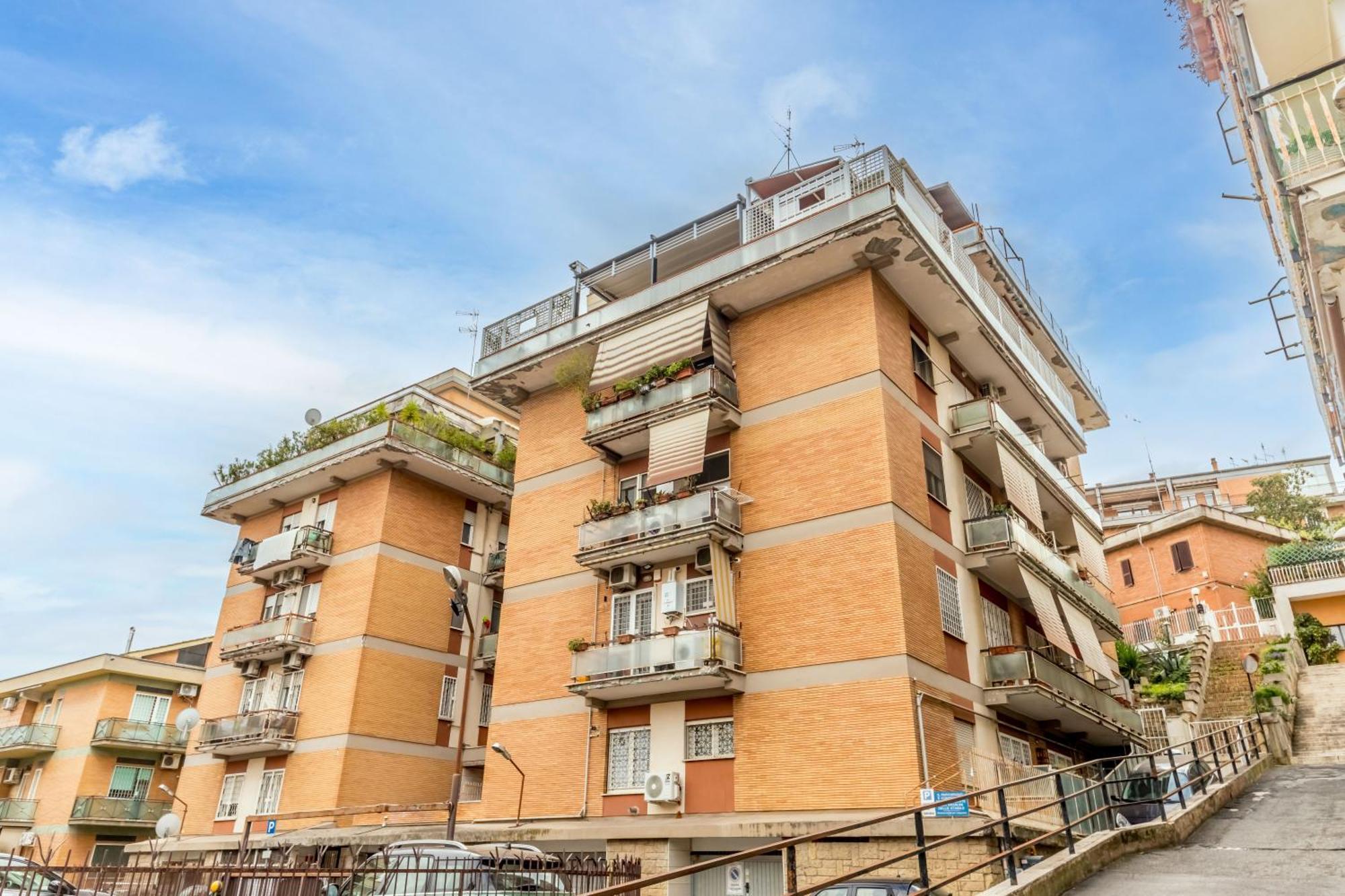 White Living R-Home Roma Ngoại thất bức ảnh